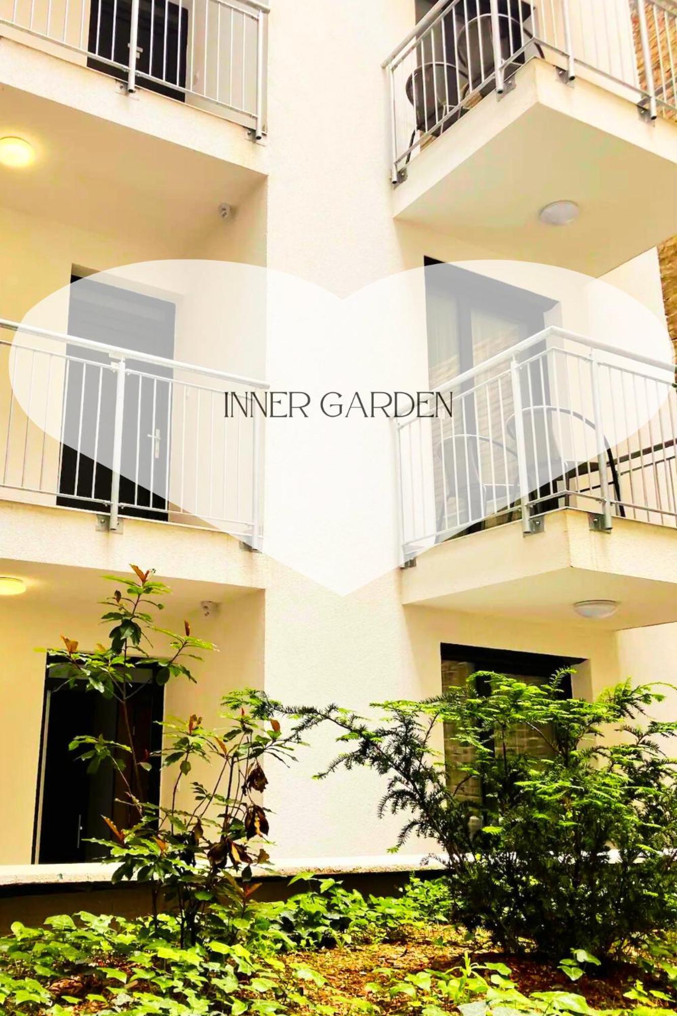 Matyas Corner Apartments Green Square Studio Apartment II Budapest Exteriör bild